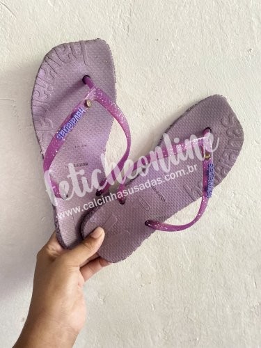 Chinelinho roxo usado 35