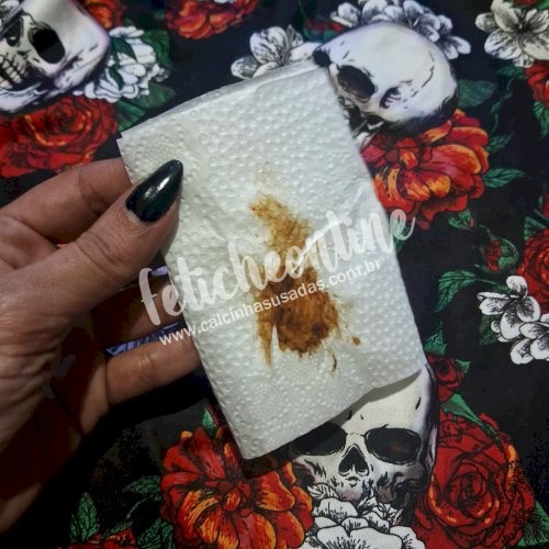 Papel higiênico com scat + conteúdo virtual incluso de graça + frete grátis acima de R$200,00! Leia a descrição!