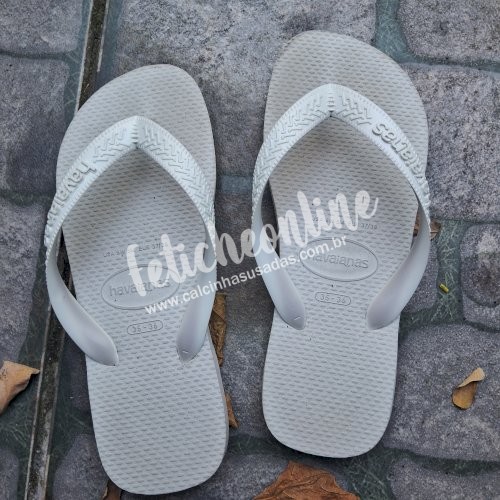 Podolatria: Meias, Pelinhas raspadas do pé, Havaianas e Tênis usados por quanto tempo você quiser + conteúdo virtual incluso + frete grátis acima de R$200,00!