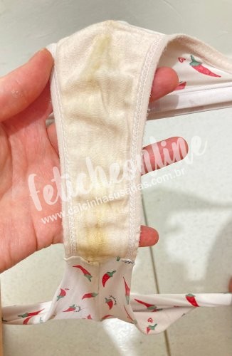 Calcinha usada, bem usada, como preferir...