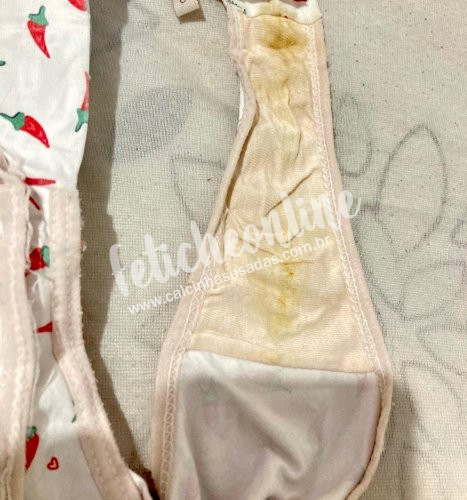 Calcinha usada com o meu cheirinho 