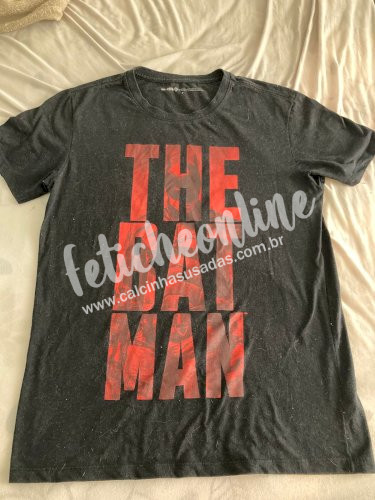 Camiseta usada por uma semana