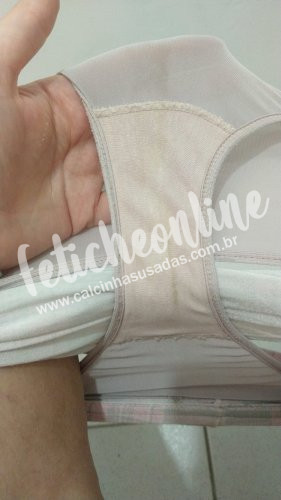 Calcinha usada com meu cheirinho (por 3 ou 5 dias) 